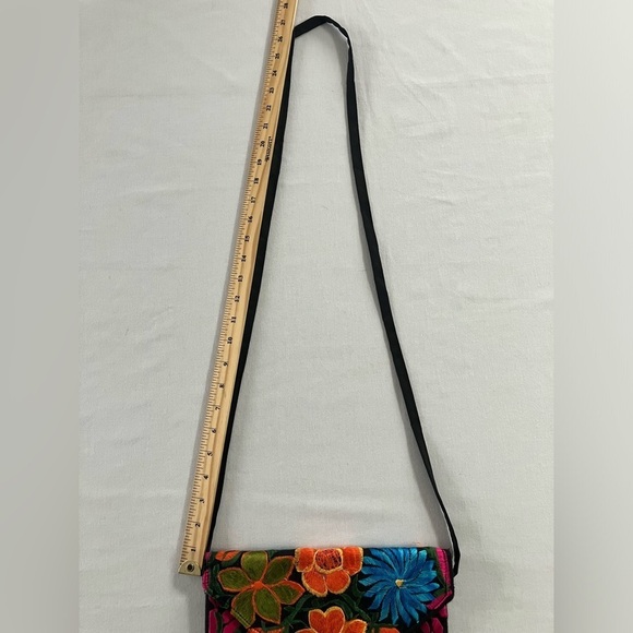 Embroidered Handmade Bohemian Convertible Crossbody Clutch Colourful Floral - Picture 13 of 17